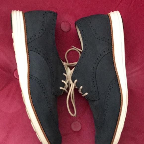 Navy Cole Haan wingtip oxford sneakers - Picture 5 of 5